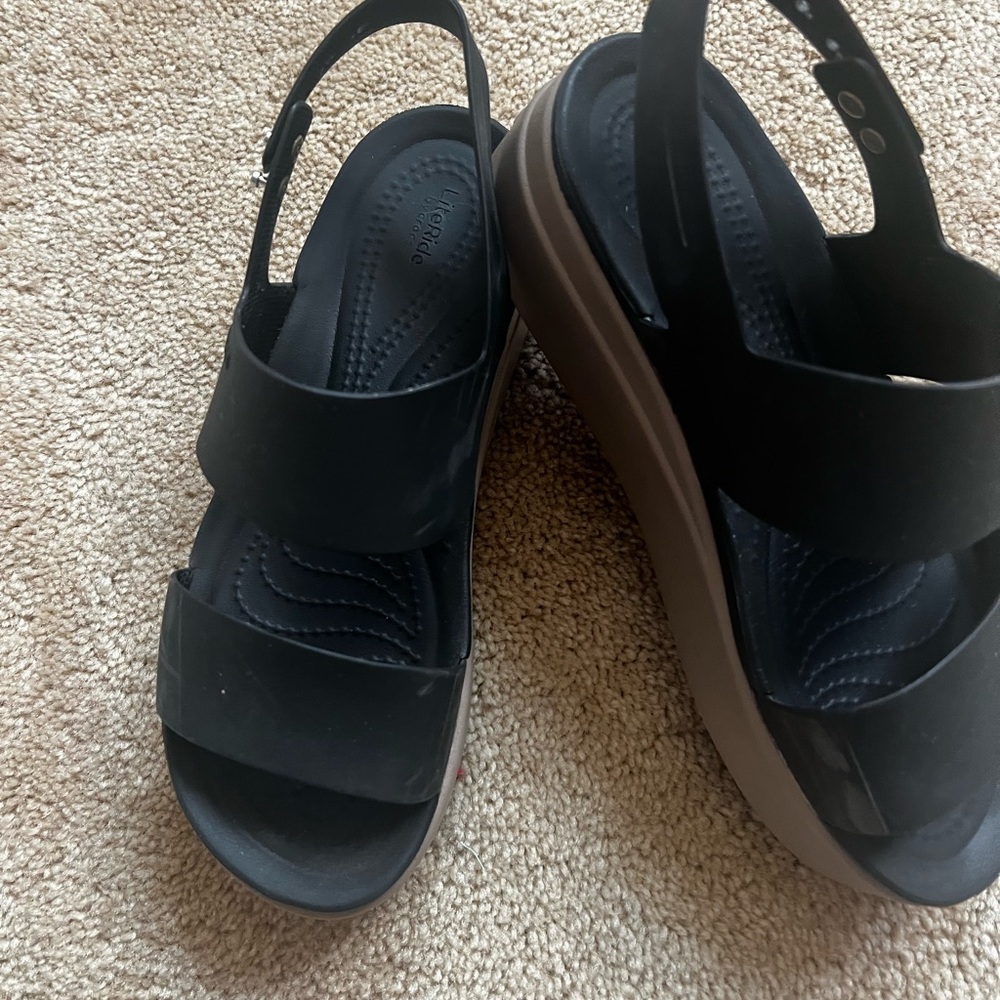 Crocs Brooklyn wedge